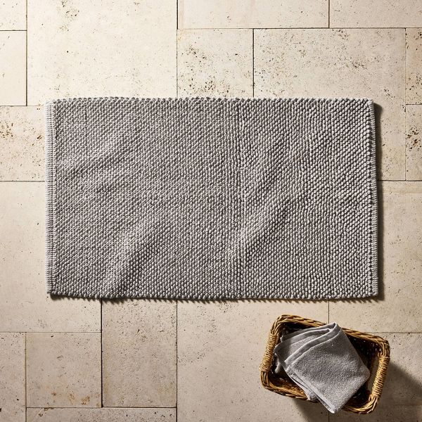 21"x34" Textured Bath Mat Gray - Casaluna™