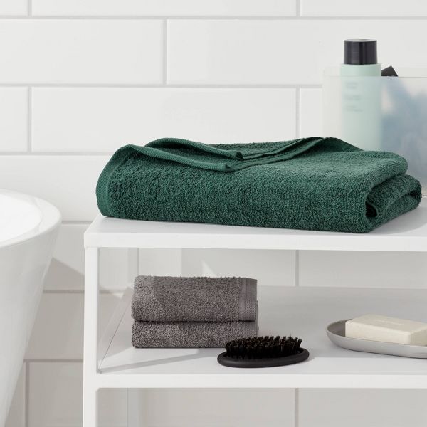 Everyday Bath Towel Dark Green - Room Essentials™