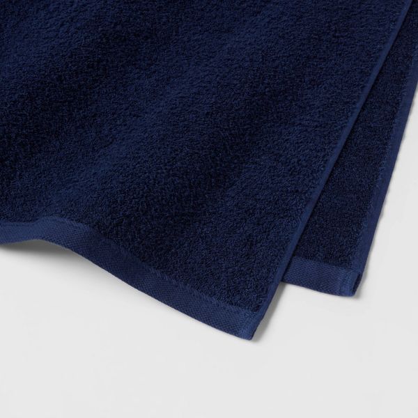 Everyday Bath Towel Navy - Room Essentials™: 100% Cotton, Midweight 450-550 GSM, Machine Washable, OEKO-TEX Certified