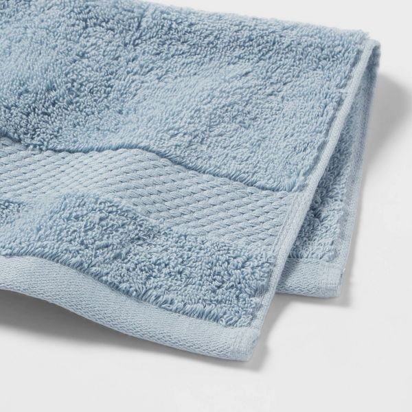 4pc Performance Plus Washcloths Light Blue - Threshold™: Cotton Terry, Fade-Resistant, 550 GSM