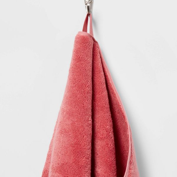Total Fresh Antimicrobial Bath Towel Rose Pink - Threshold™: Heavyweight Cotton, Low Lint, Machine Washable