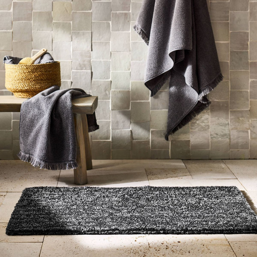21"x34" Organic Melange Reversible Bath Rug Black - Casaluna™