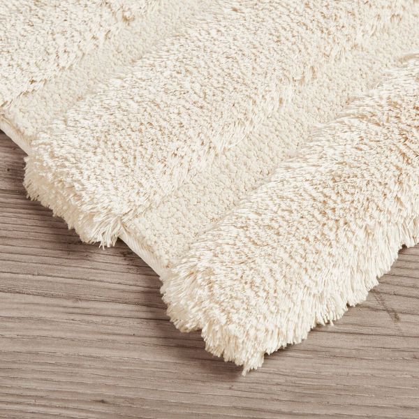 Madison Park 17"x24" Tufted Pearl Channel Solid Bath Rug Beige: Madison : Microfiber, Machine Washable, Non-Slip Backing